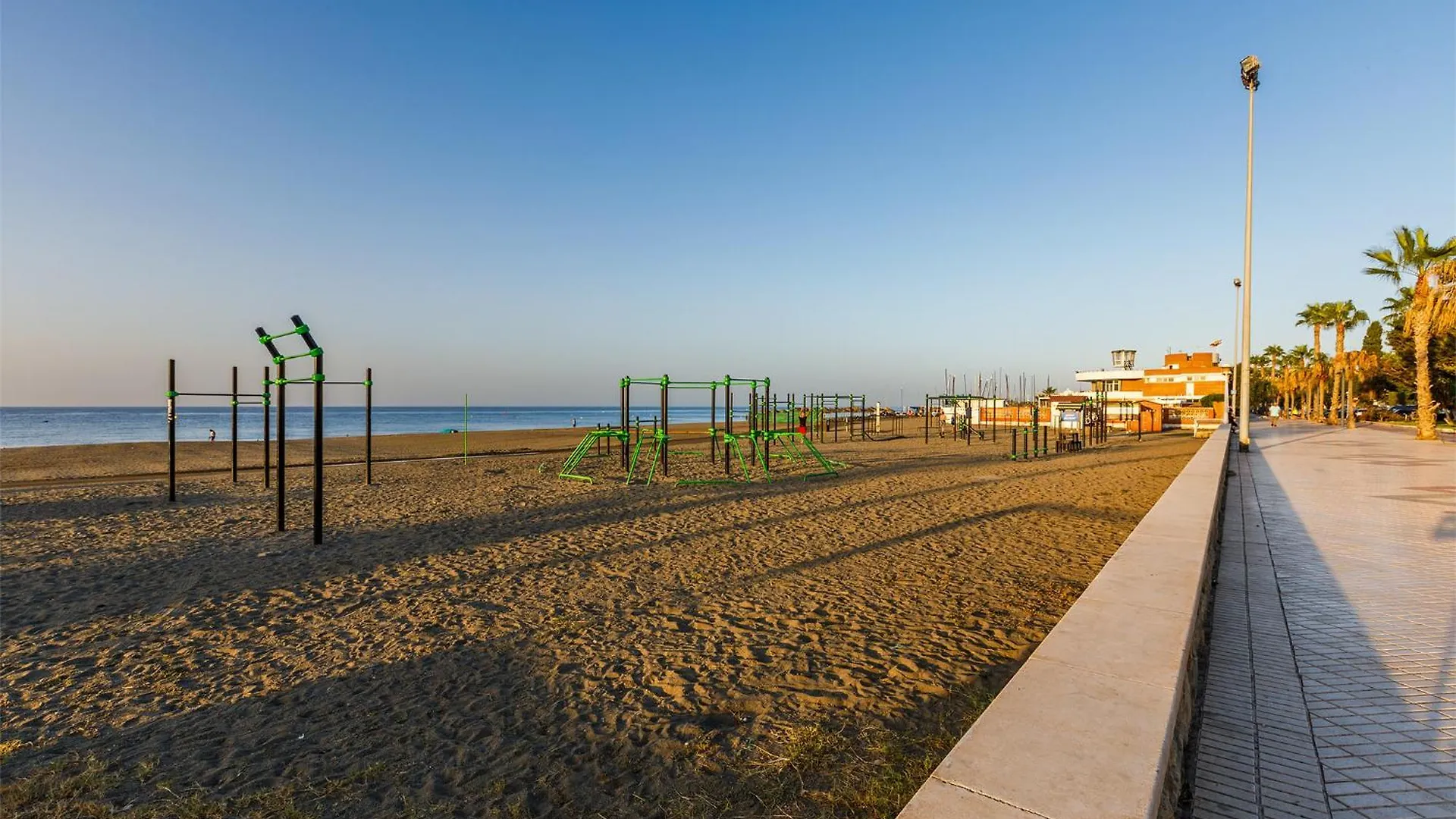 Apartamento Irmasol Torre Del Mar Spain